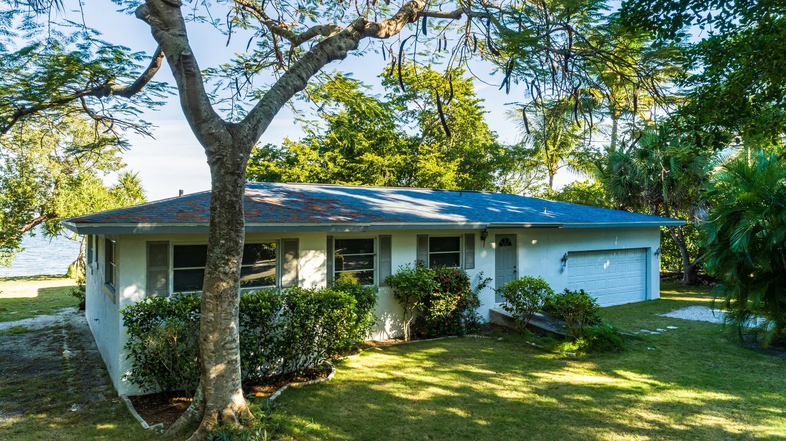 Shingle roofing on a Sanibel home